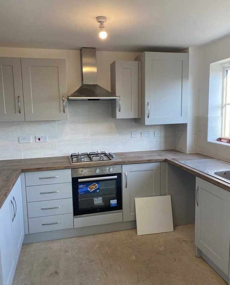 Small Residential Kitchen Installation